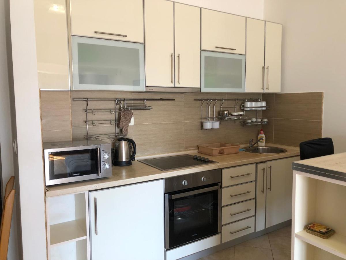 Apartment Marina Бар Екстериор снимка